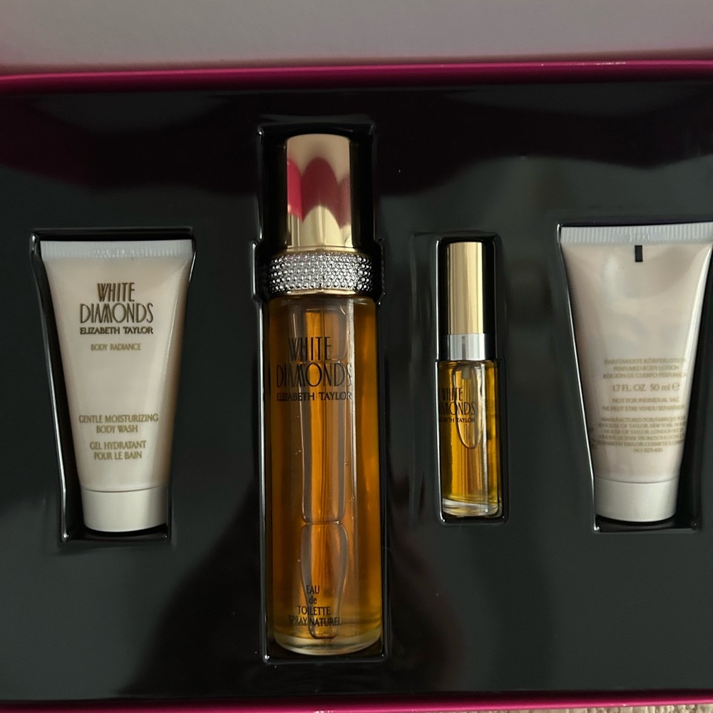 Elizabeth Taylor White Diamonds Perfume Set